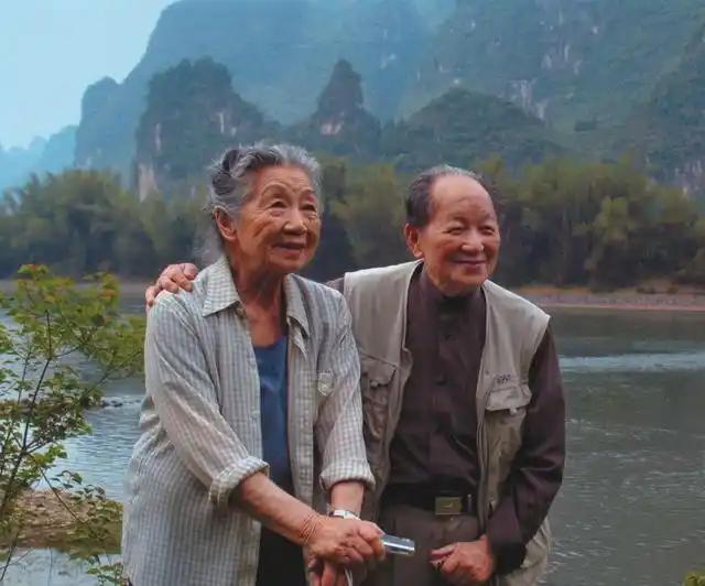 1984年，71岁的黄苗子公开发表一篇《遗嘱》，虽是散文，但也表明了对自己后事的