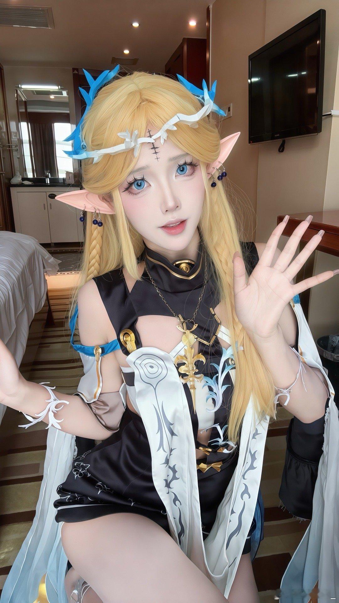 美丽小卡！cosplay[超话]卡提希娅鸣潮 ​​​