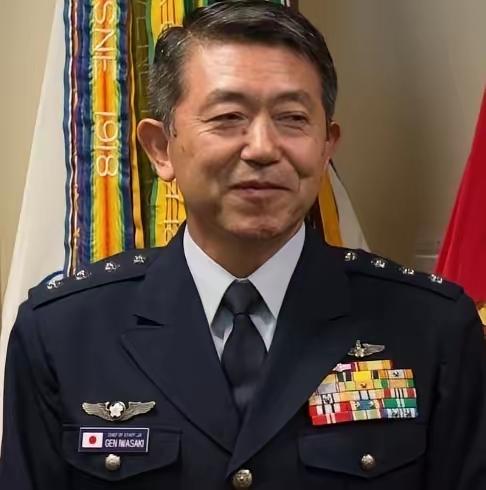 为什么中方对岩崎茂实施制裁后，日方态度变软了？答案很简单：岩崎茂在华被冻结的财产