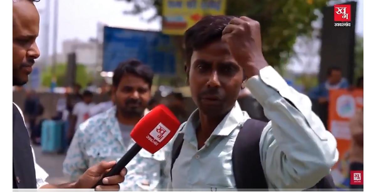 印度德里，做日结工作的农民工因为近期能源大幅上涨带来的各种问题而被迫返乡。