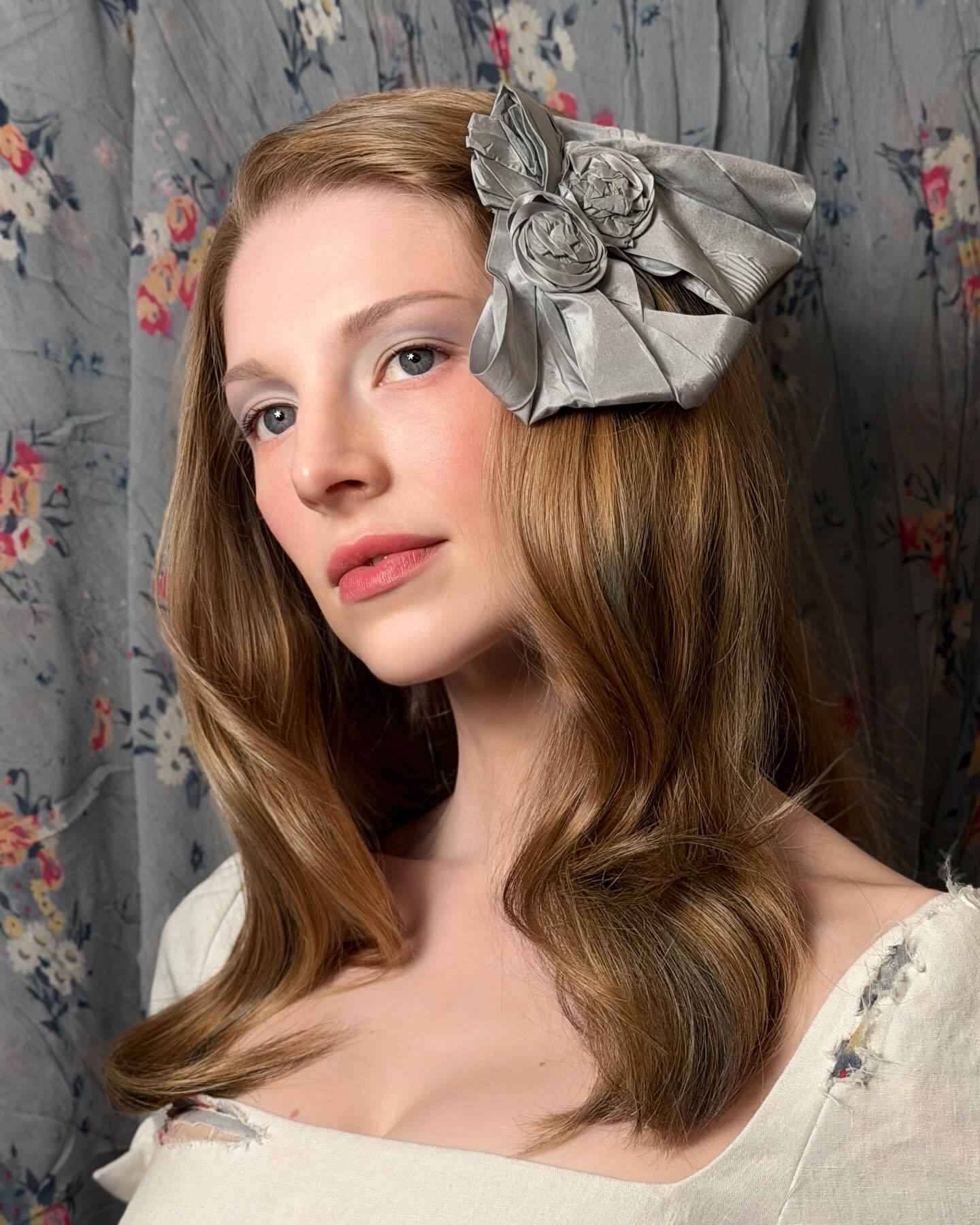 Hunter Schafer.PRADA Beauty face💄🪞✨Met
