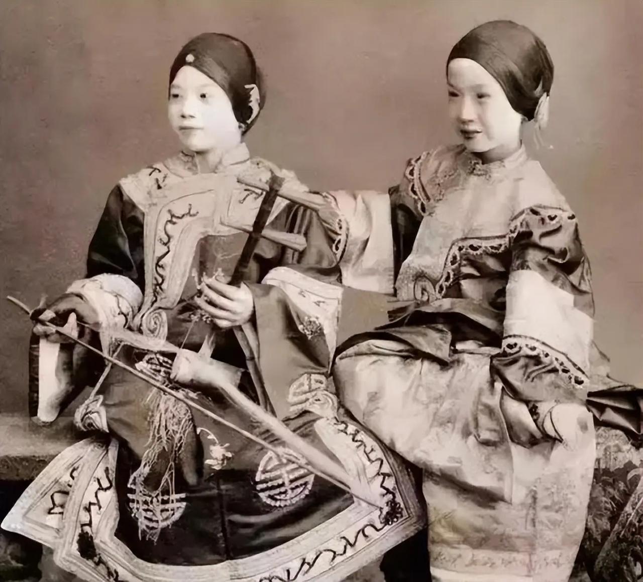 古代富人豢养家妓，为何妻妾从不反对？只因有些事妻妾根本做不了

唐代大诗人白居易