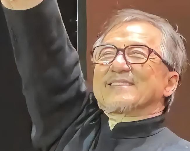 我感觉成龙大哥这辈子大概率要遗憾终生了！他挣再多的钱，再有巨星光环，2025年，
