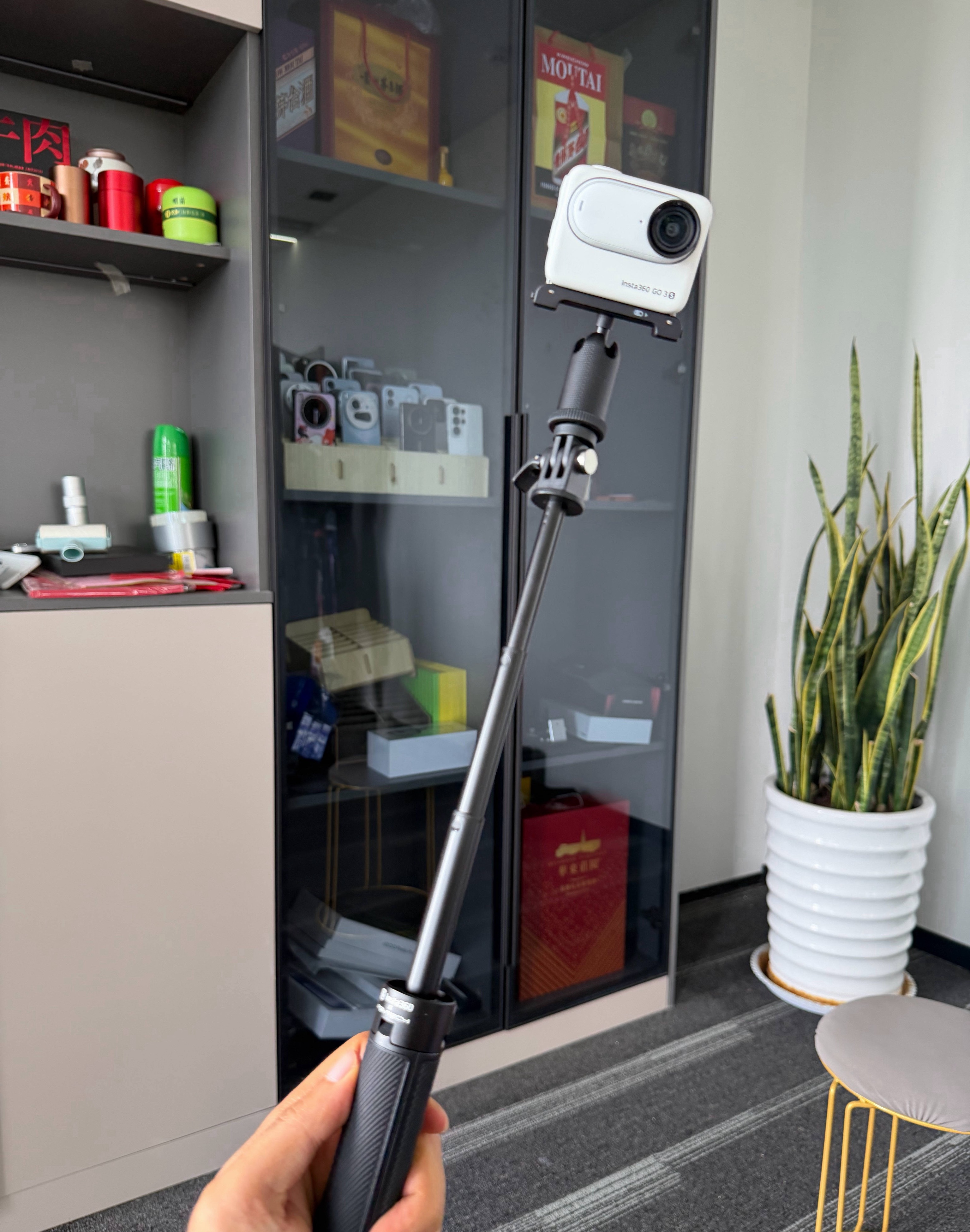 这设备功能太强大了，不仅能当Vlog相机，还能把摄像头拿下来单独用搭配配件可以把