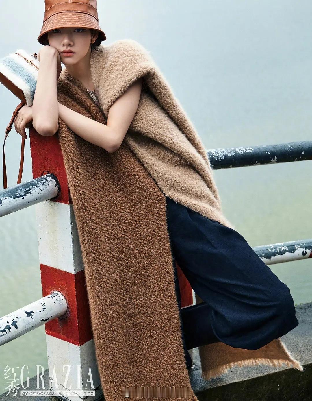 任敏的时尚感倒是不错 只不过剧里真的不长这样 ​​​