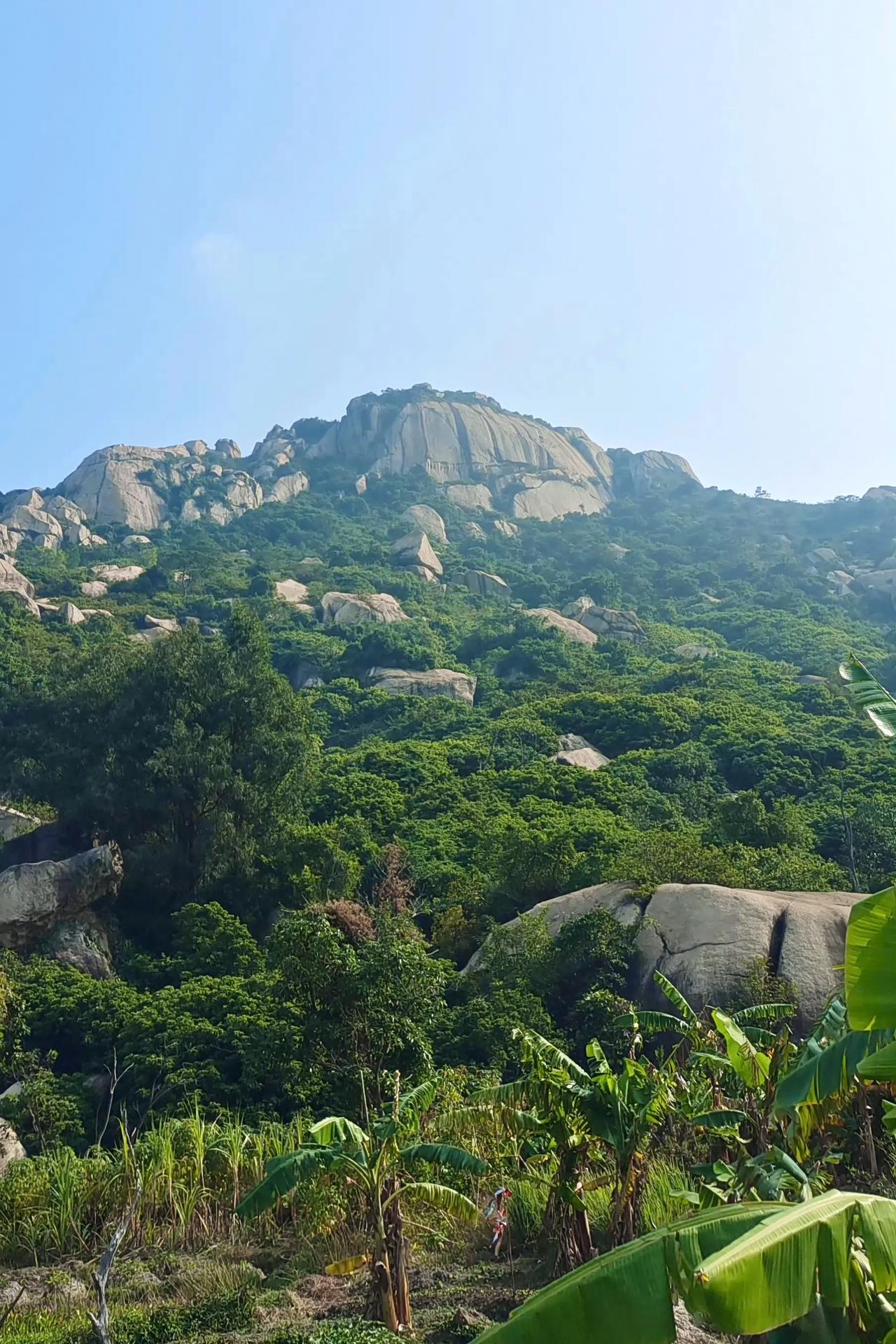 台山风景打卡点：浪琴湾后山→天马顶

天马顶，位于广东省台山市北徒镇浪琴湾后方，