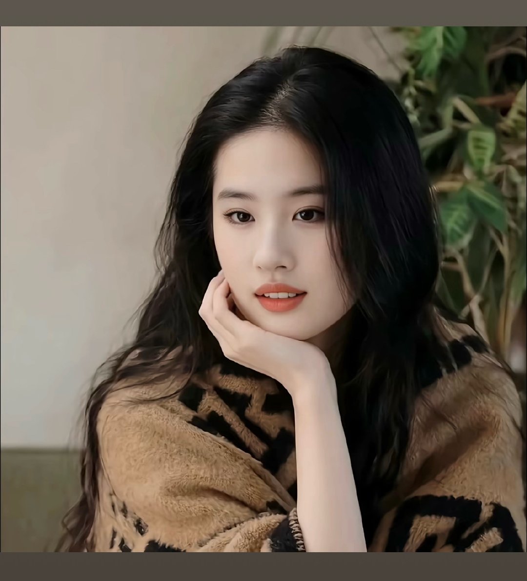 刘亦菲 富有且大方考古刘亦菲早期  有种经济上行的美 神仙姐姐小龙女 