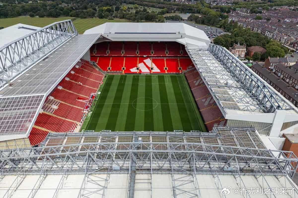 每日邮报记者透露在下赛季的国际比赛日期间，英超联赛将于 9 月 19 日之后暂停