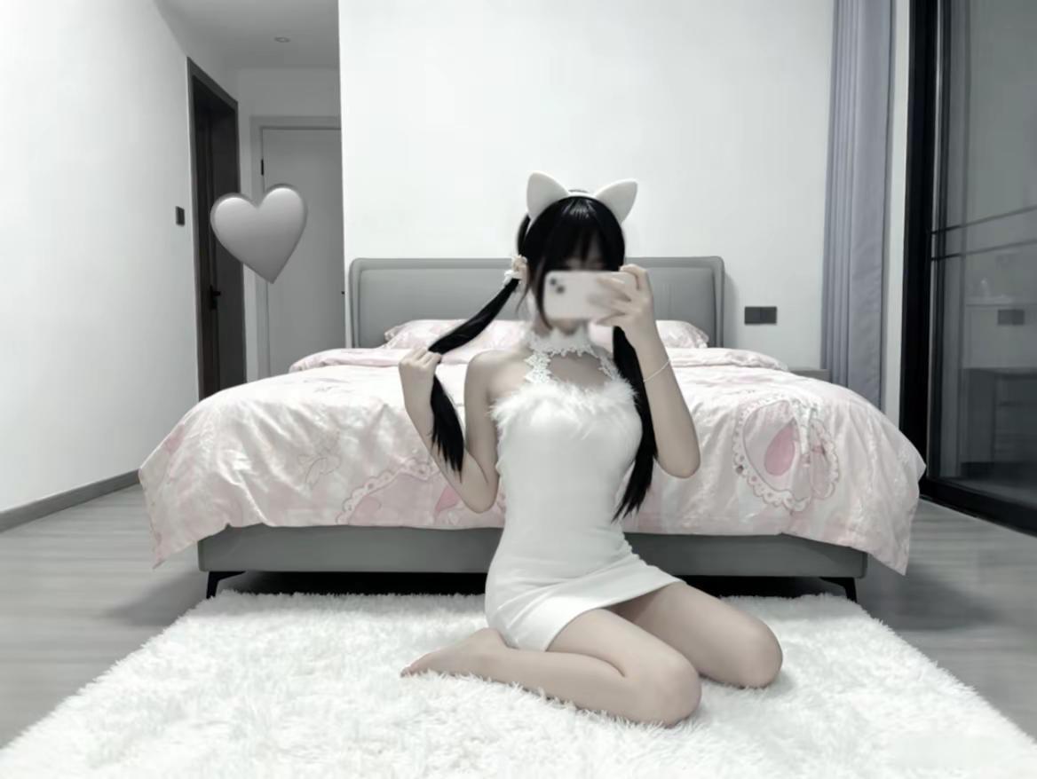 恨我的人确实不少 但是可惜 喜欢我的人更多。