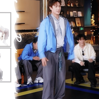 李昀锐动作标准节奏跟不上 李昀锐跳舞跳红温了 沉浸式跳舞的李昀锐太有趣了，动作细