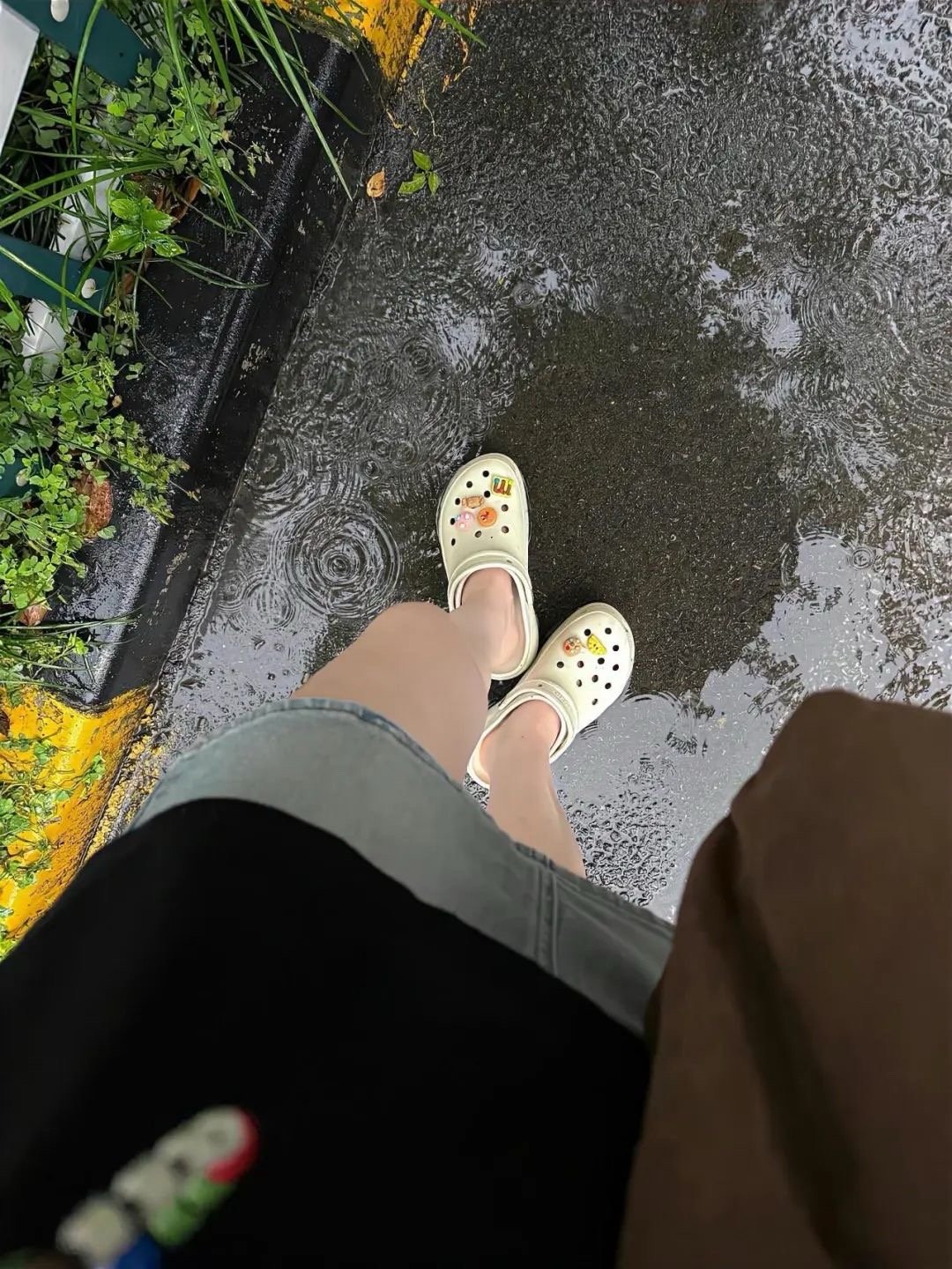 𝐡𝐞𝐥𝐥𝐨𝐨𝐨𝐨" 𝐥𝐢𝐟𝐞 "“苦难专挑穷苦人,大雨专