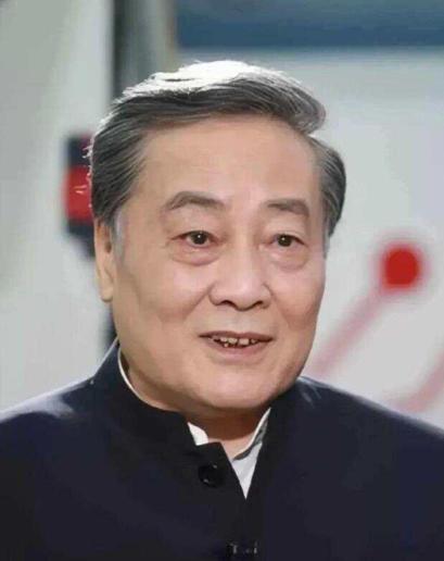 再读宗庆后传，
越看越假


名人传记这东西
看着玩就好
在出版前
哪些能写哪些