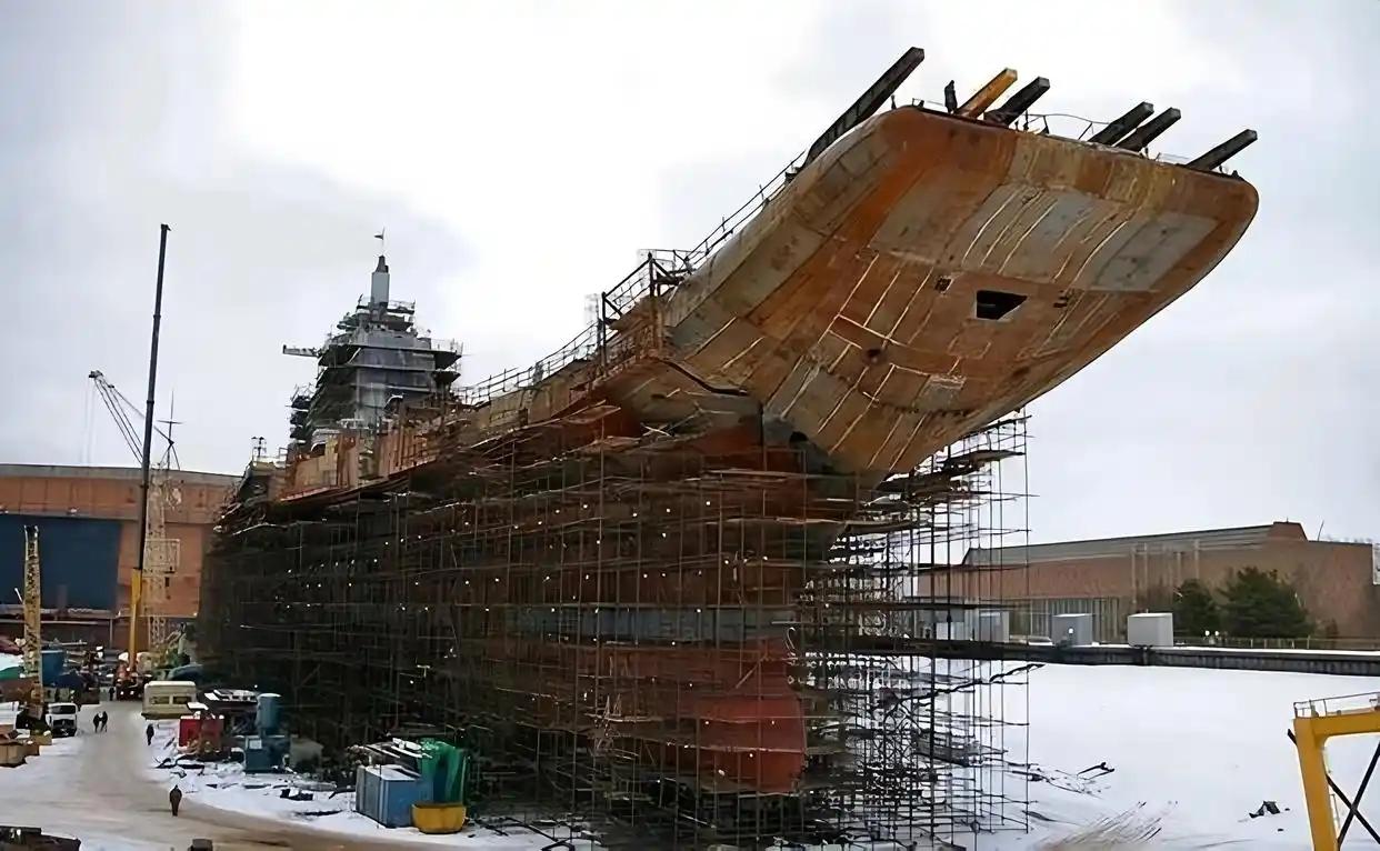 离谱！俄专家放着中国造船 “天花板” 不用，偏找朝鲜造舰，面子比实力还重要

现