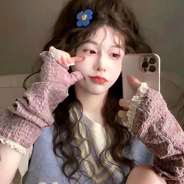 可爱花式自拍💐📱✨甜美自拍 甜系自拍写真 自拍 居家甜美自拍 靓丽女生自拍 