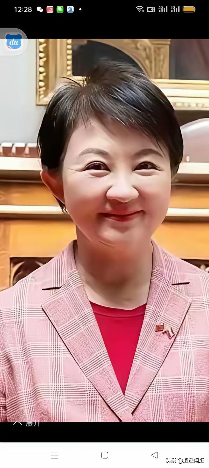 卢秀燕当初死活不接党主席，各方劝了都没用。这下好了，7月25日全代会马上就要开了