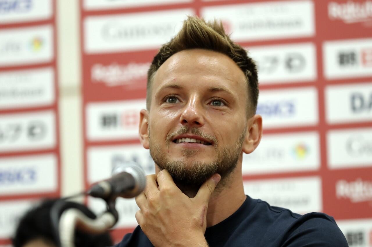 4月2日讯 克罗地亚足球传奇，巴萨和塞维利亚功勋球员——拉基蒂奇，日前以欧足联基