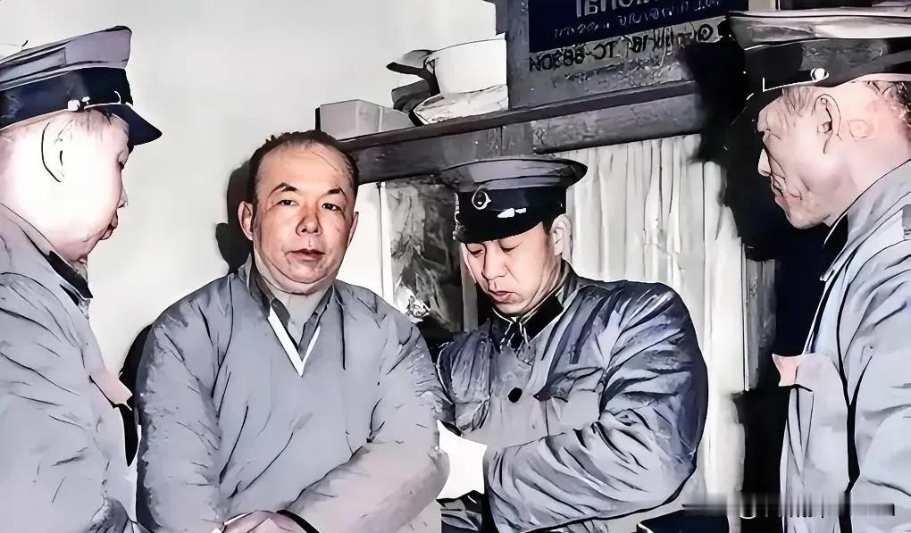 这个军统老特务，靠着极强的隐蔽性和欺骗性，在大陆潜伏了36年，他的被捕在当年是一