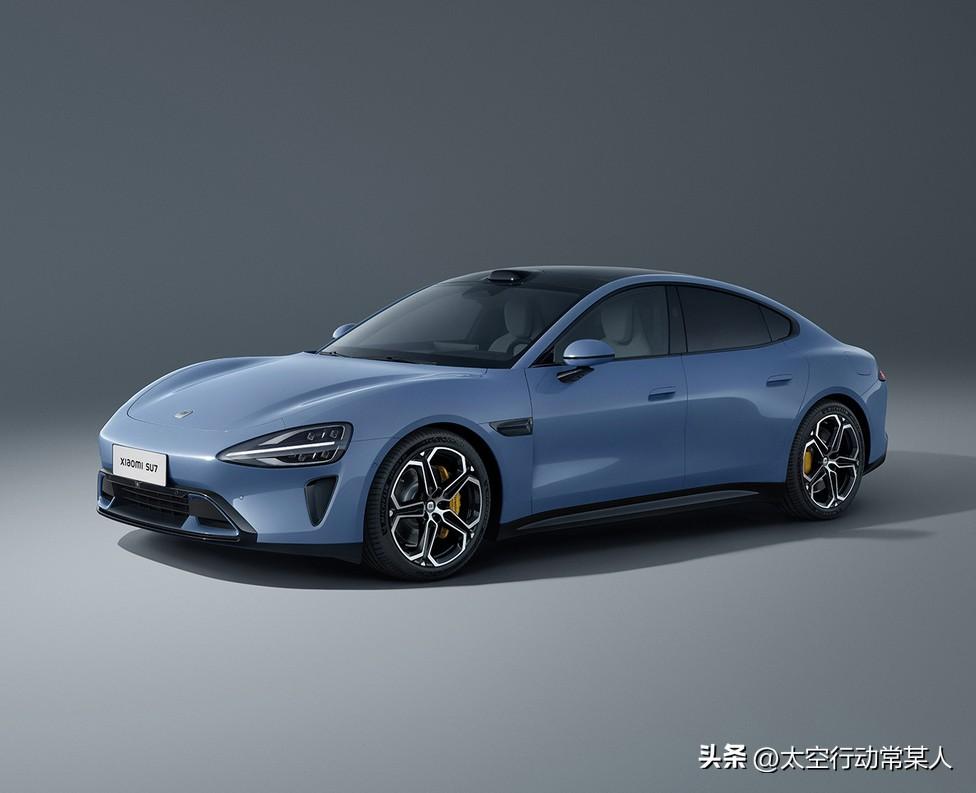 狂砸96亿搞研发！小米季度营收破千亿，到底赢在哪？
 
3月24日，小米最新财报