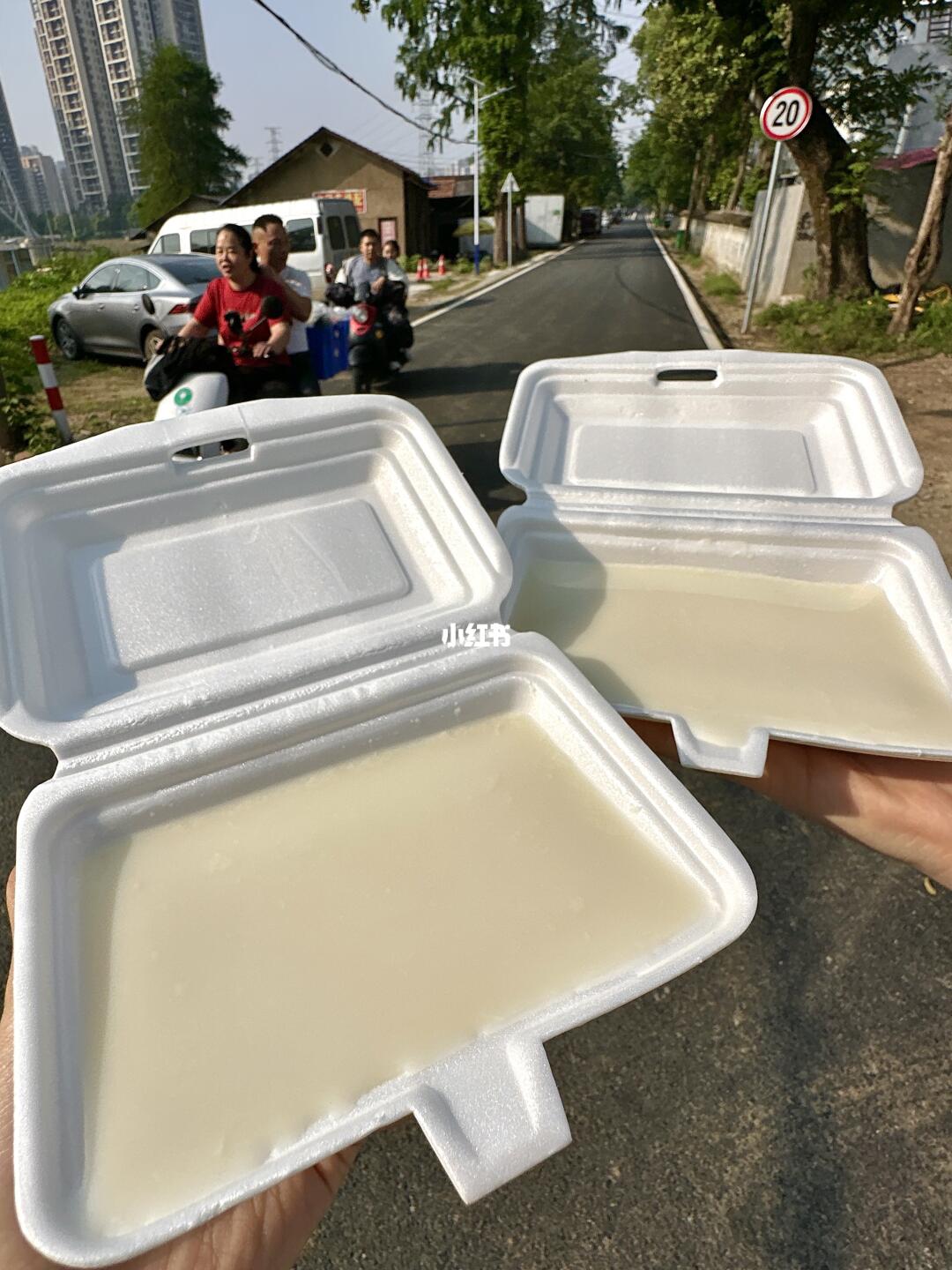 来长沙除了茶颜！一定一定要去吃的。。