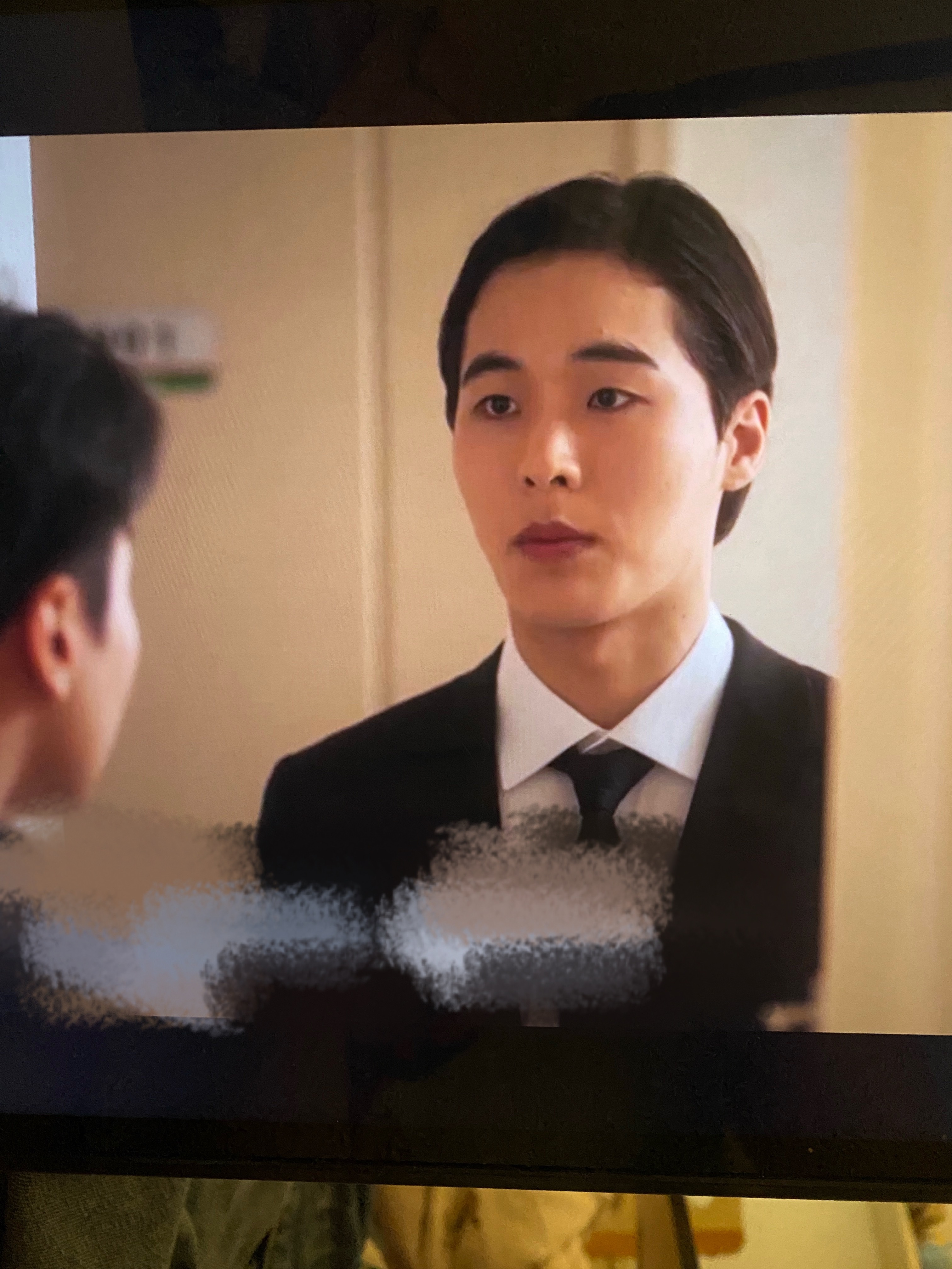 韩国人选角有毛病吧 