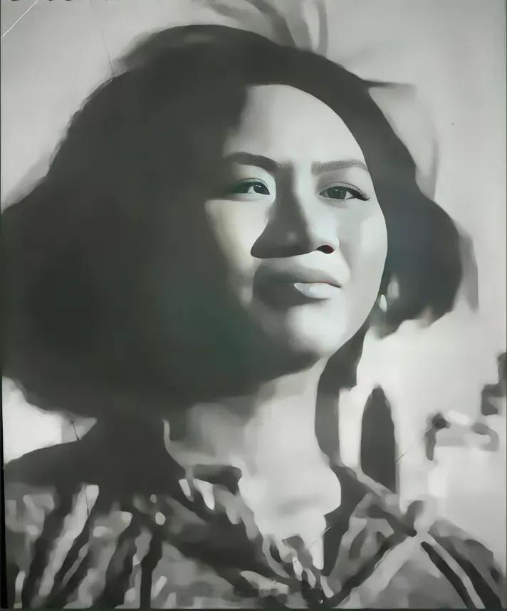 刘胡兰唯一存照，第一次见到，无比心痛！当时这位年仅14岁的女共产党员已经接到转移