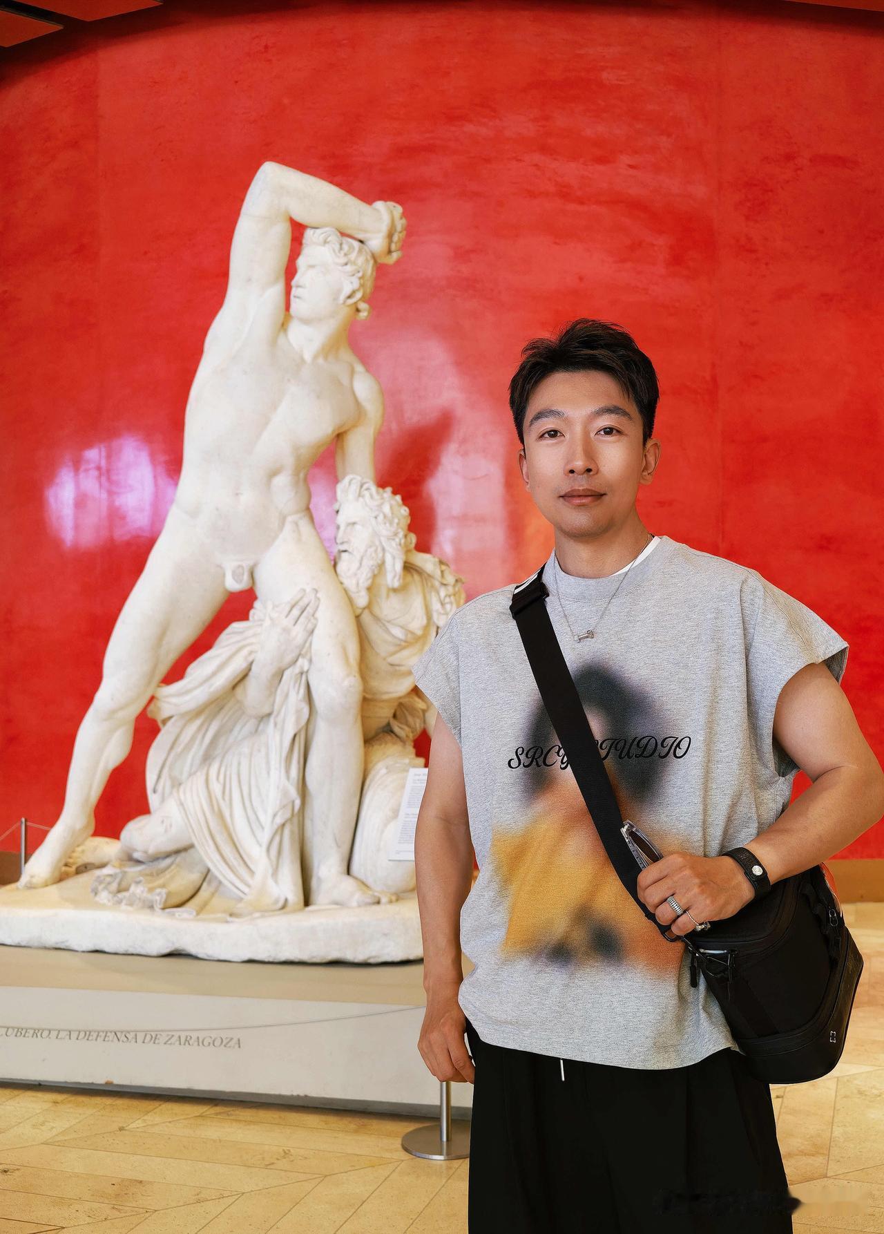 马德里旅行
绝对不能错过坐落于市中心布恩雷蒂罗区，全球四大顶级美术馆之一，被誉为