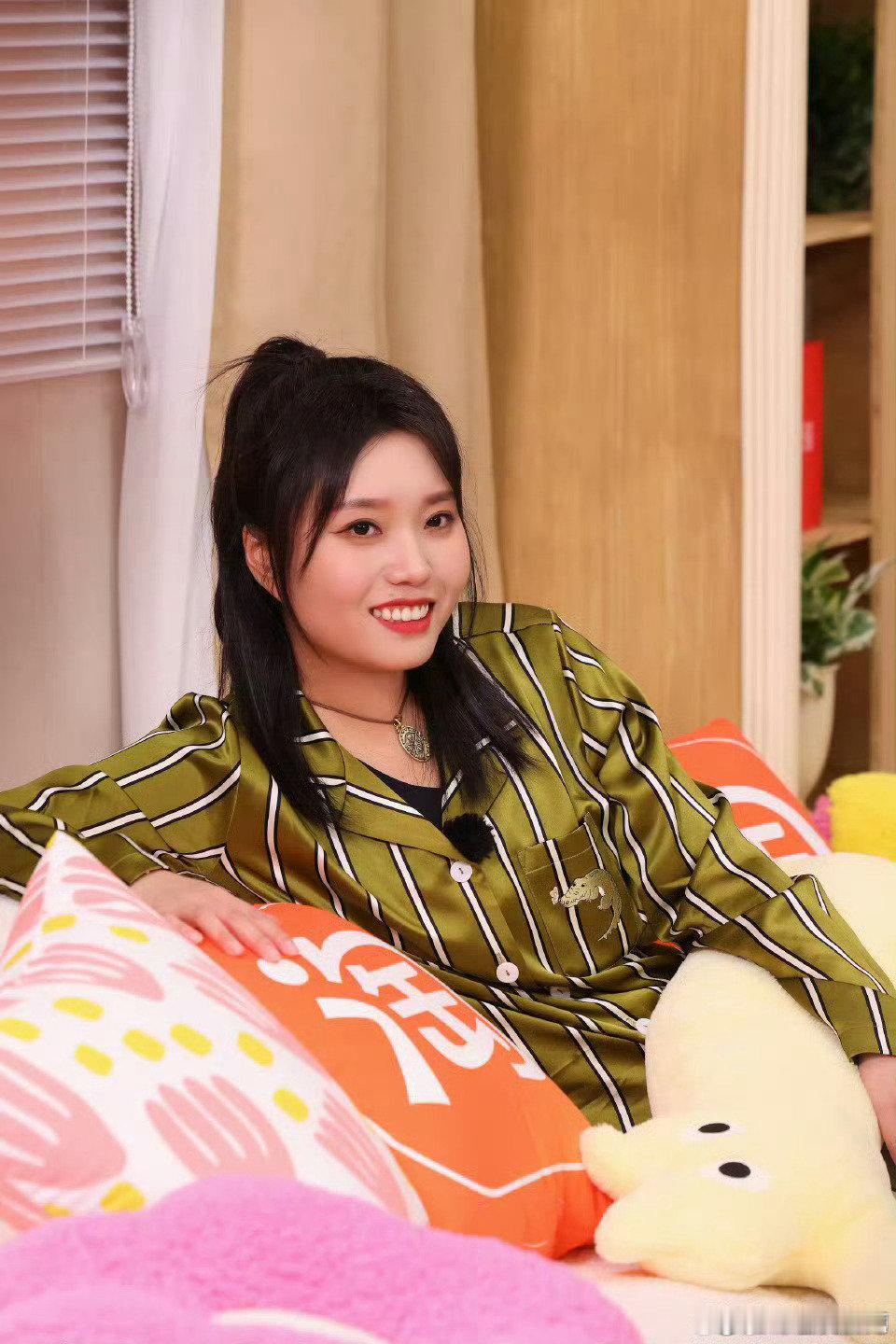 你好星期六全员团建马上见你好星期六谁在期待好六四周年团建！全员团聚共赴Fun4派