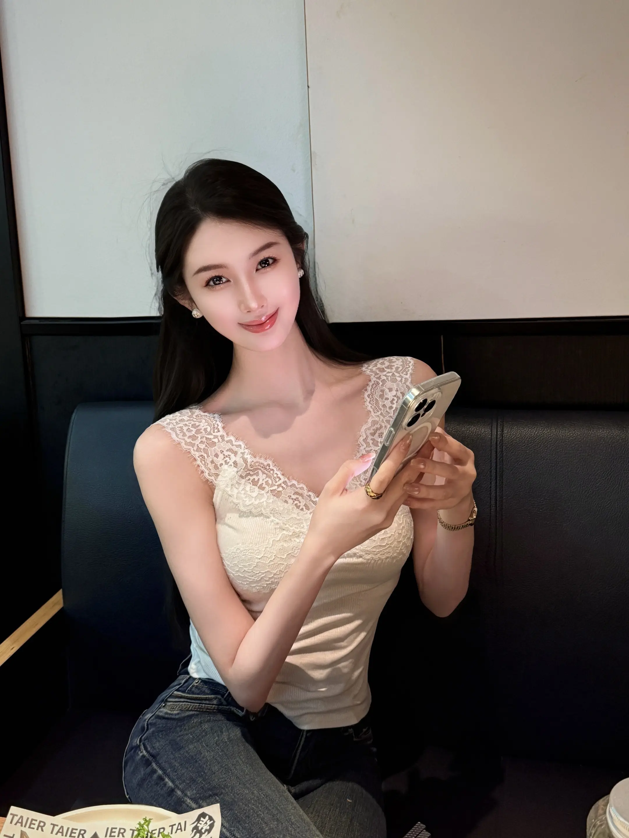 我不联系你是因为我是犟种 你不联系我是因为你不爱我