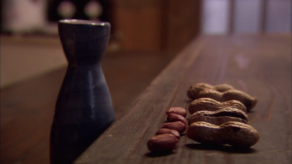 我们短暂的一生，广厦千万间，夜眠仅需六尺，家财万贯，日食不过三餐。丨《国家宝藏》