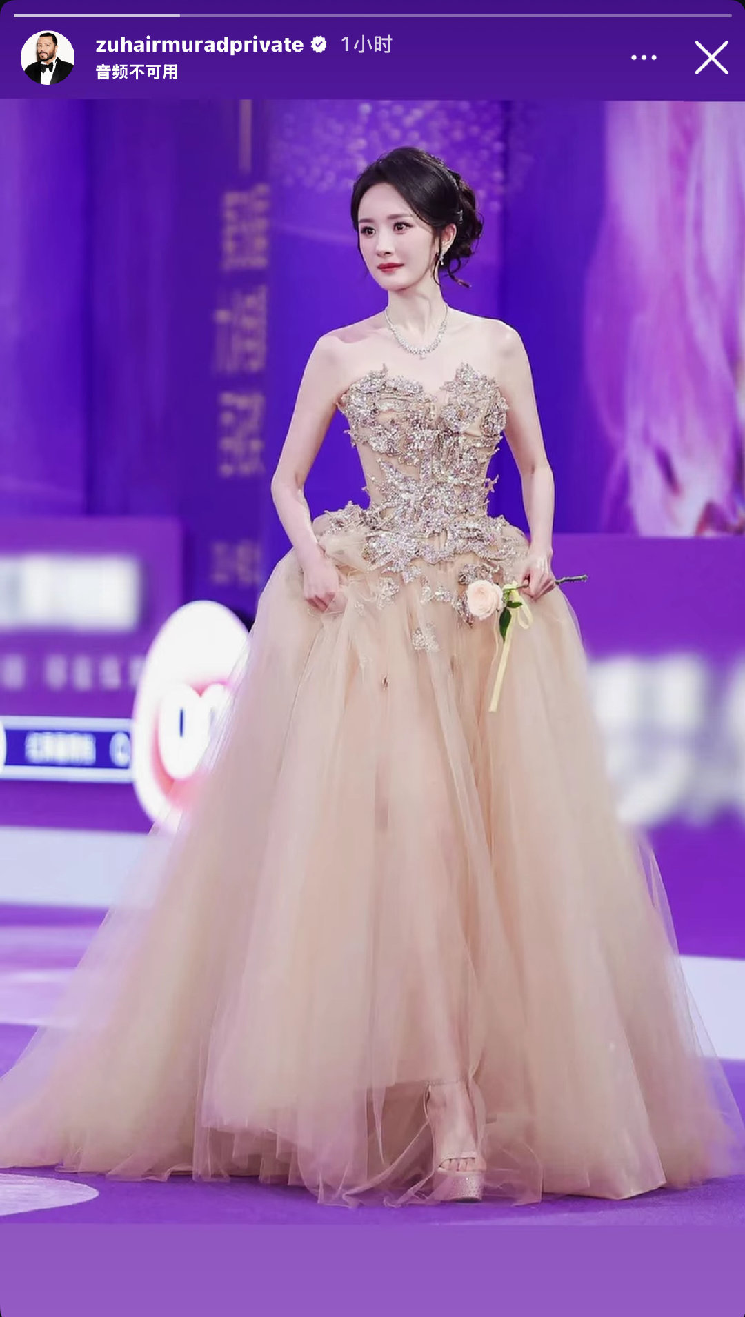 Zuhair Murad创始人兼设计师将祖海女王杨幂更新到了个人INS！这张完全