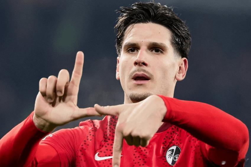 弗赖堡前锋马塔诺维奇在对阵塞尔塔的比赛中攻入1粒漂亮的远射，本赛季在各项赛事中已