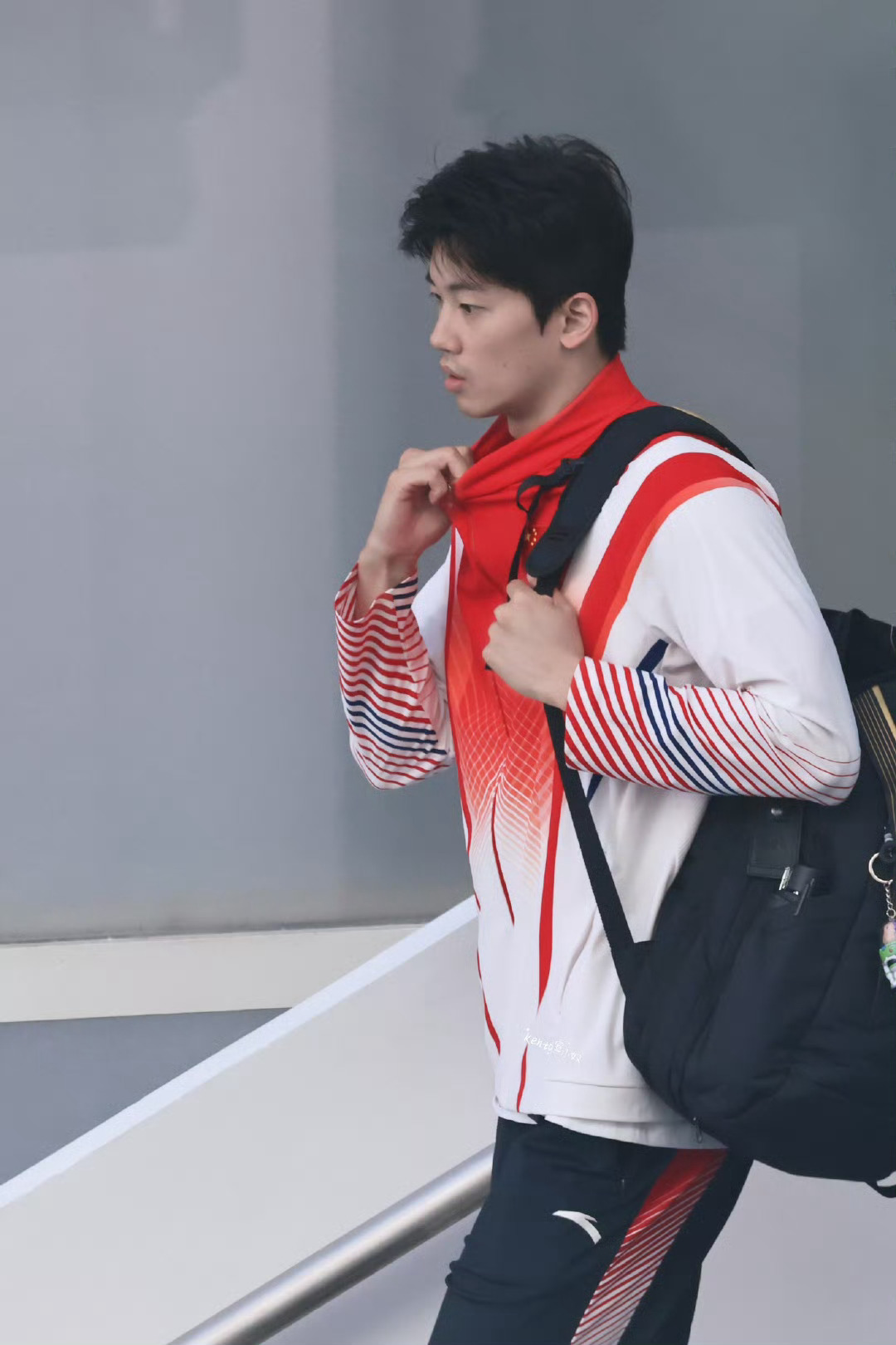 好好发挥，我的男孩[努力] #汪顺100混小组第1##汪顺潘展乐亮相上海站世界杯