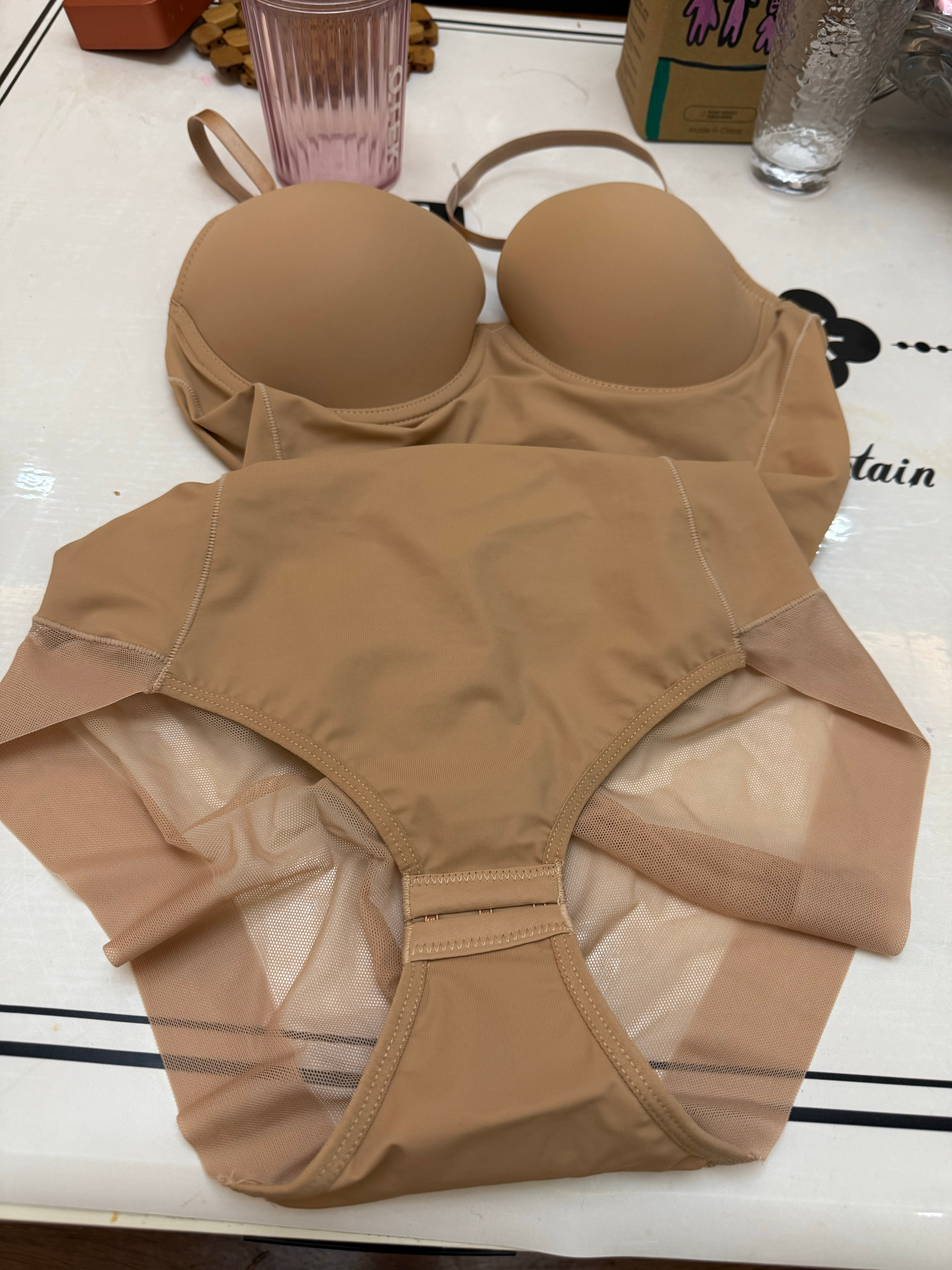 新衣服 ​​​