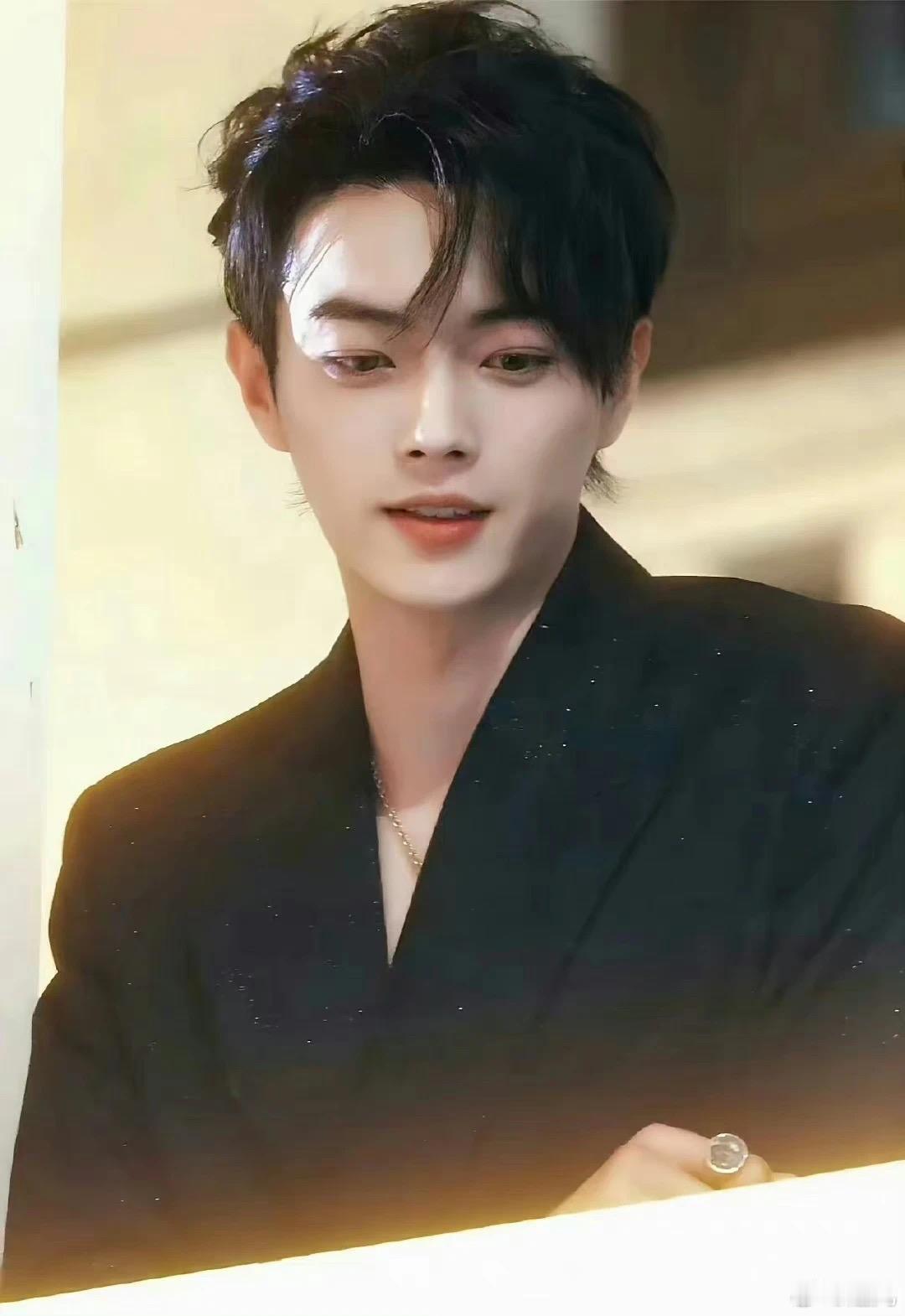 网传猫腻的《大道朝天》这部男频玄幻ip剧在接触许凯，这部剧是鹅计划开发的平台头部