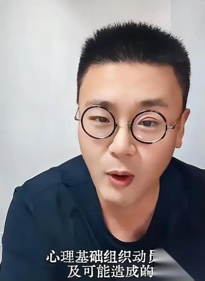 国庆七天假

有人拍了7条视频

你猜他拍的啥内容？

说的就是马翔宇，七天啥正