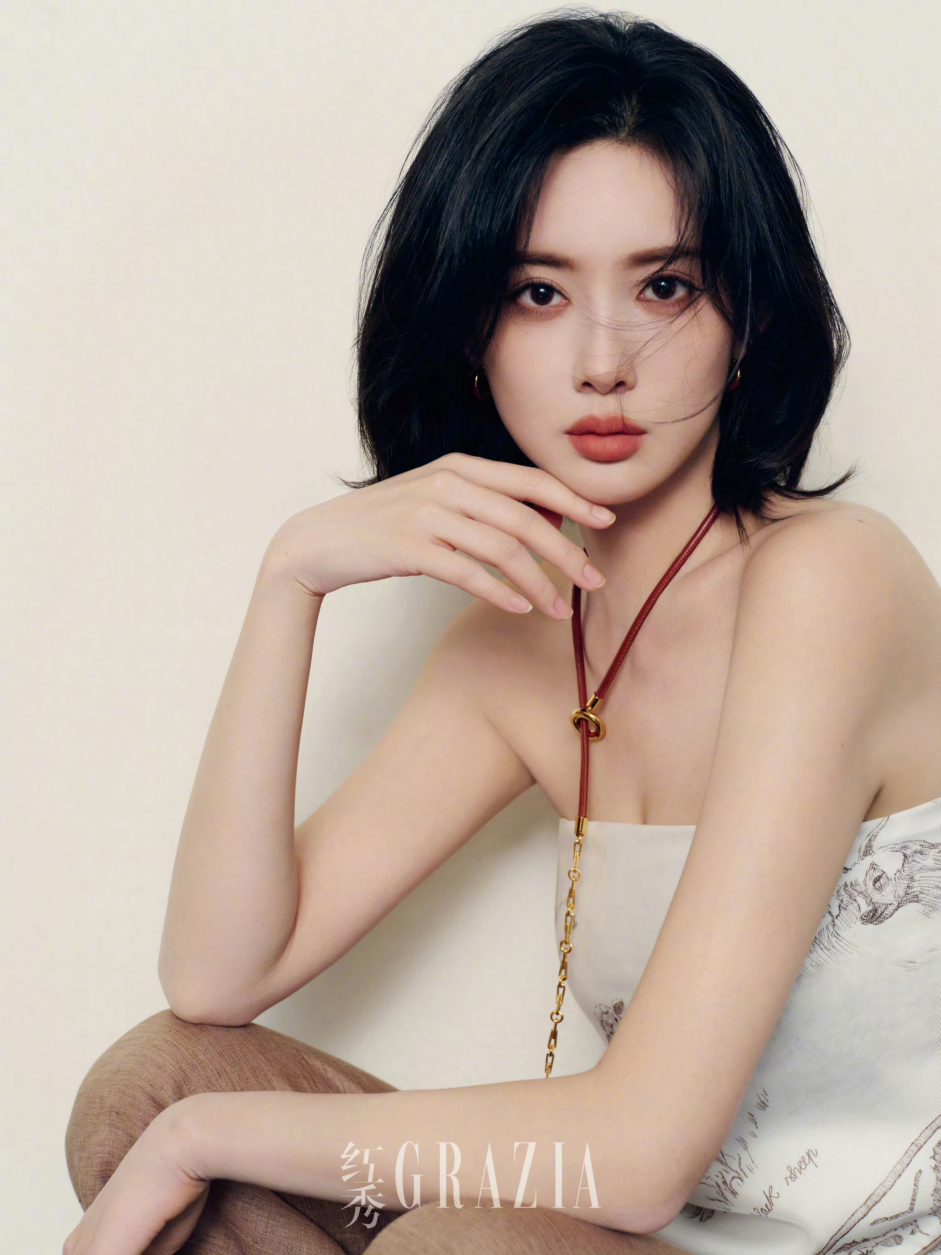短发孟儿是不一样的风格 好飒好美😍孟子义红秀封面 ​​​