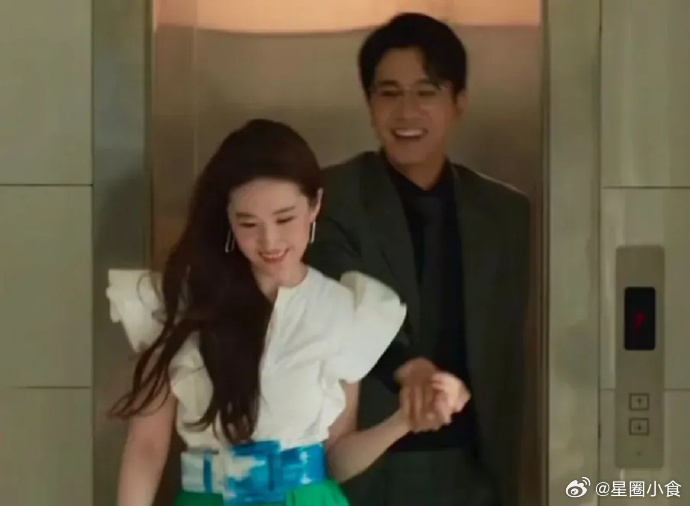 《玫瑰的故事》彭冠英不像演的，这里笑的感觉他本体都出来了，哪有什么演技，全是感情