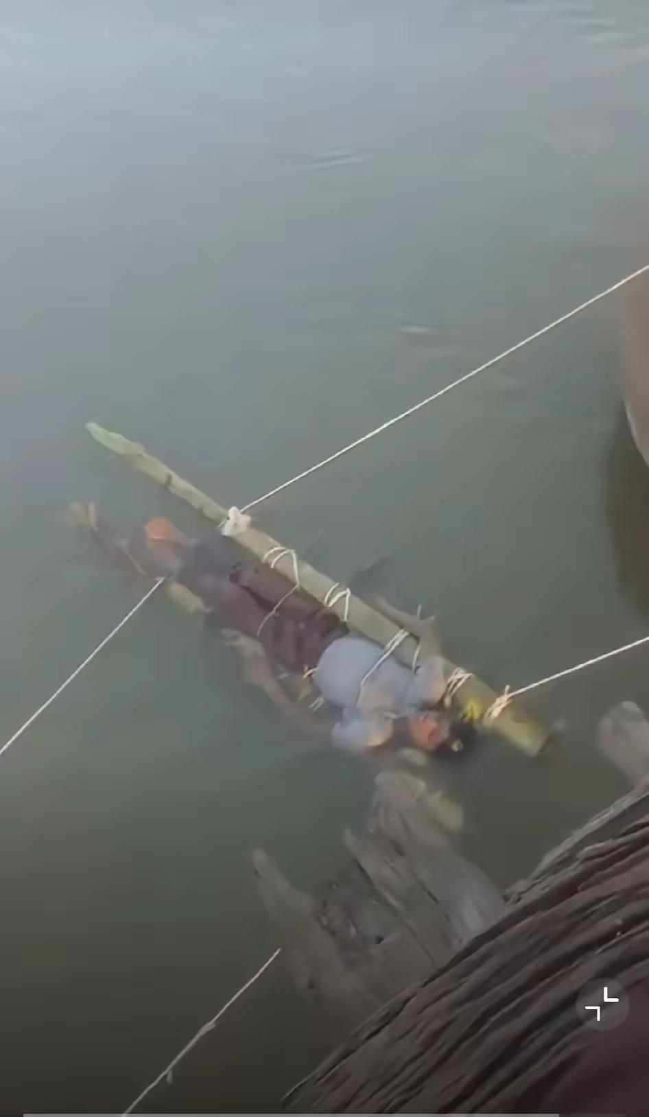 真的无知啊，这事情发生在印度的阿姆罗哈一个14岁的男孩被毒蛇咬了，这封建思想太过