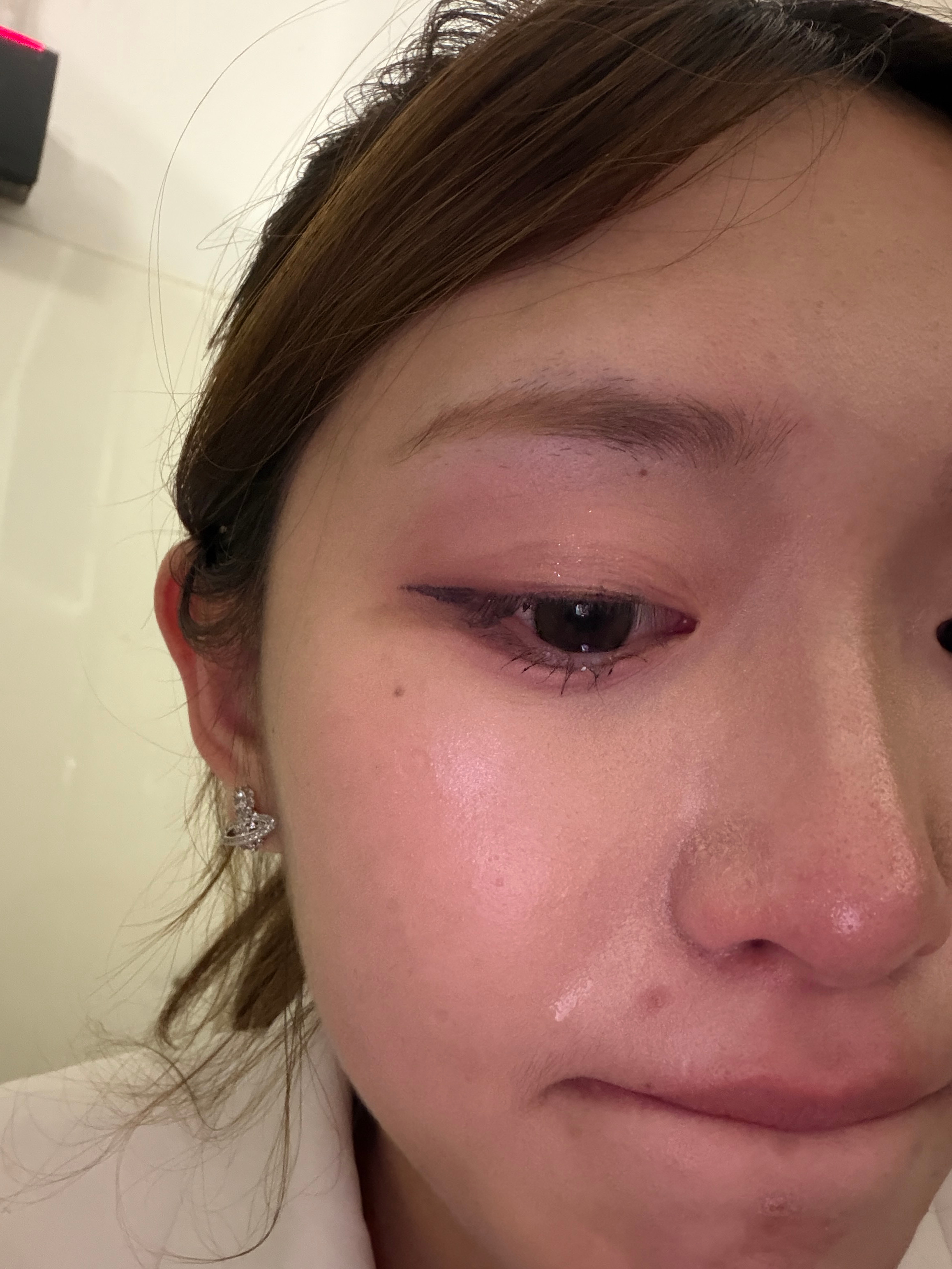 女孩子哭泣中[奶牛猫] ​​​