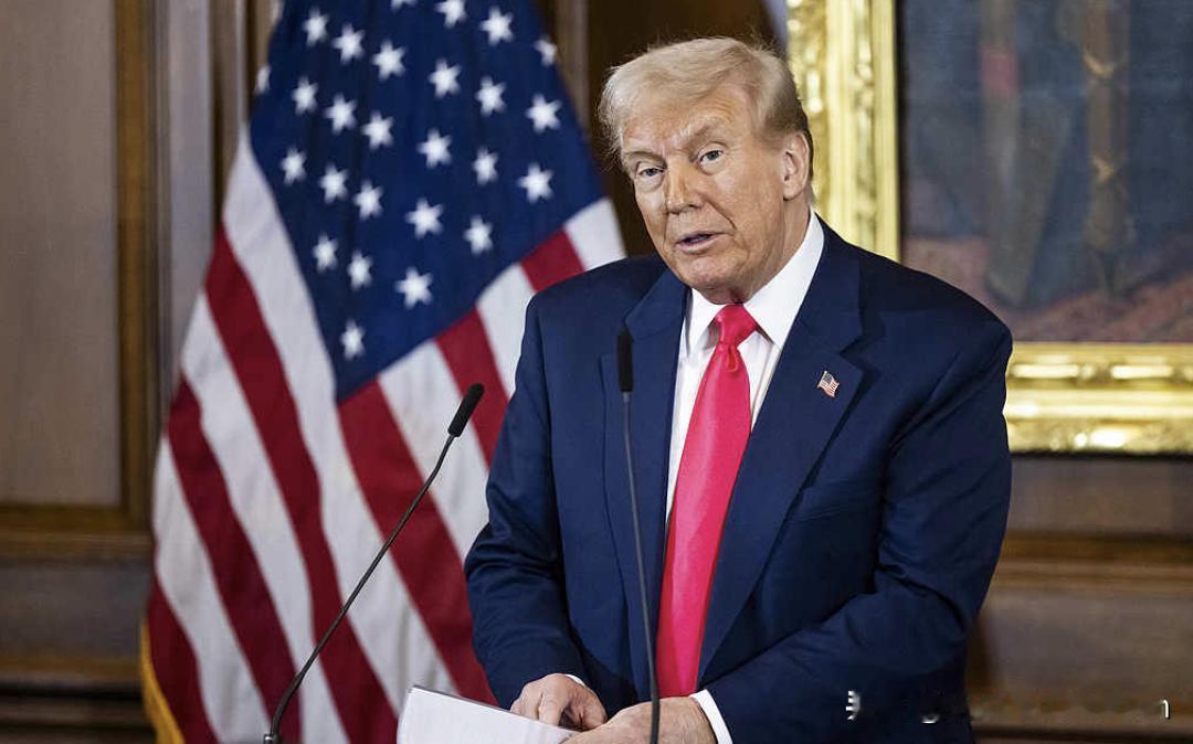 特朗普真的会搞事:
一边隆重举办由他发起成立的“和平委员会”大会，
一边向伊朗周