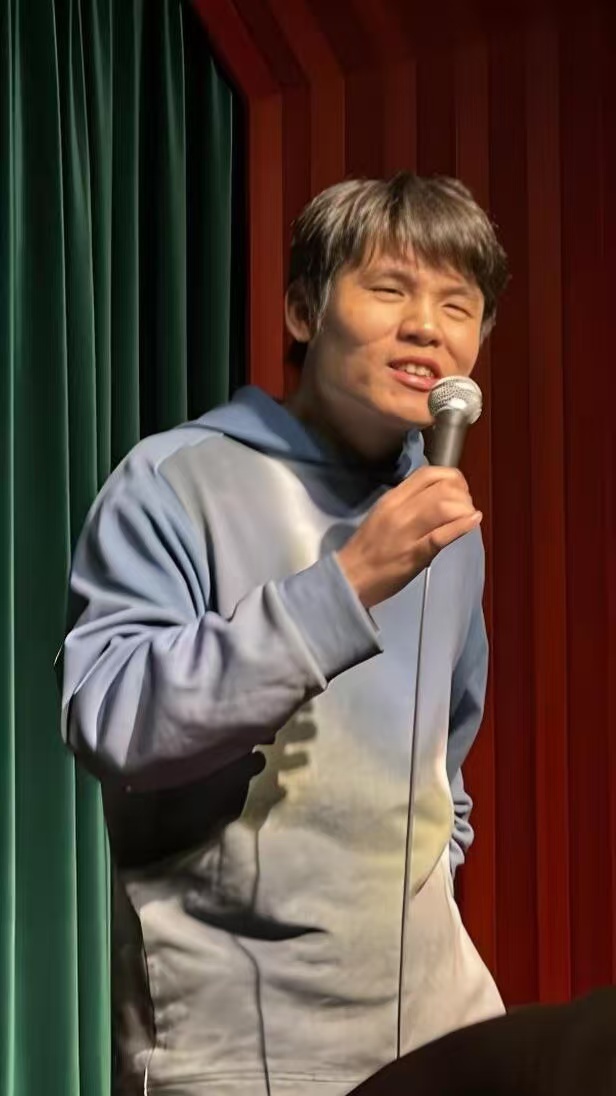 孔雪儿调侃何广智靠颜值吃饭孔雪儿何广智的妆容喜好不相通艺笔封神 何广智对自己的认