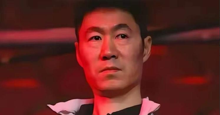彻底不淡定了！王励勤万万没有想到，陈熠竟然止步美国大满贯首轮。

他引以为傲的小