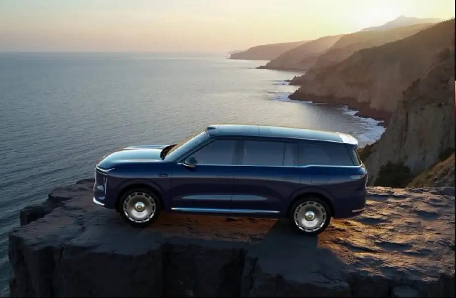 智己灵蜥底盘揭秘：春节出行从容应对复杂路况

今年春节的路途，可能是一场跨越多种