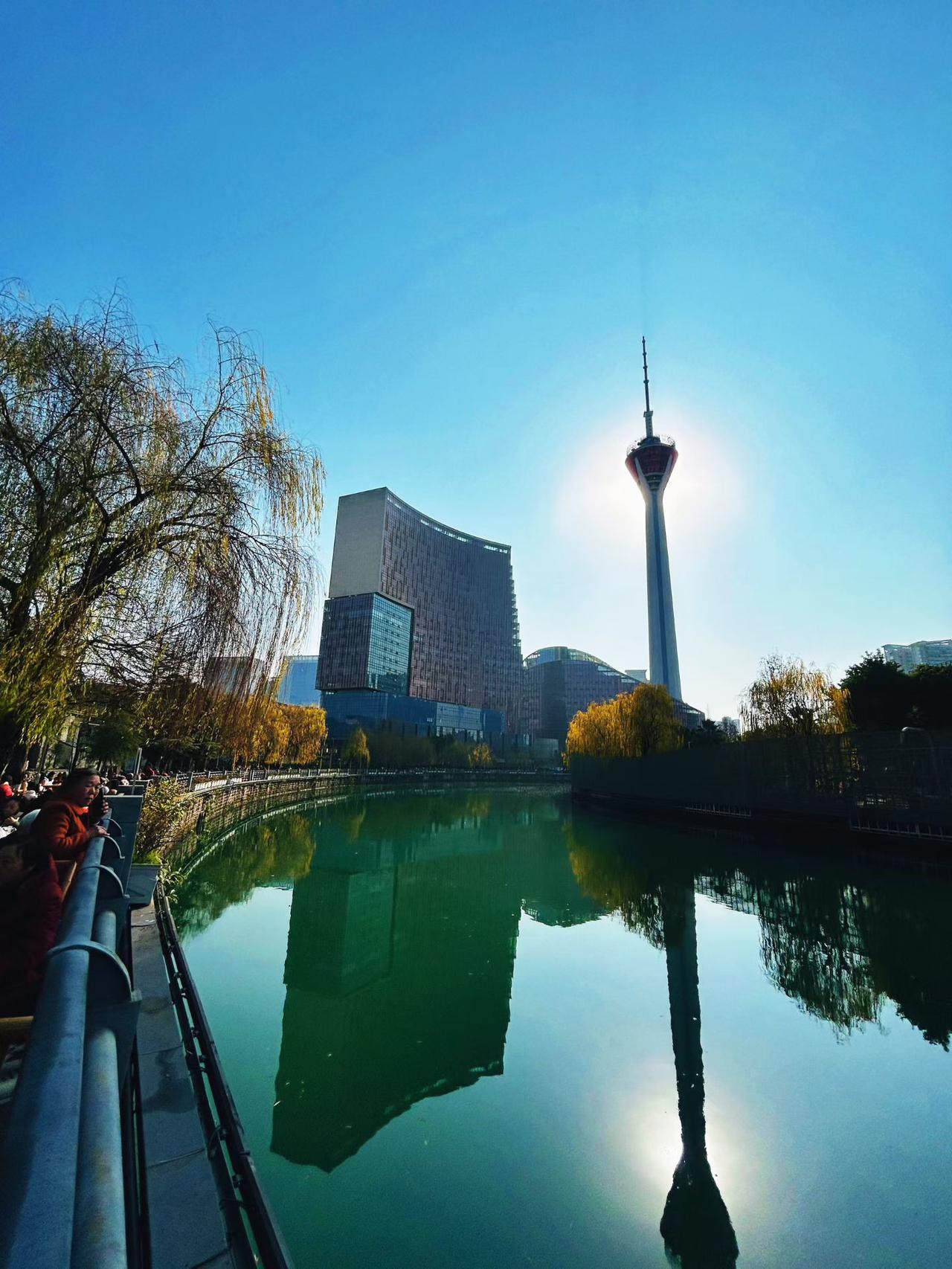 大美成都的“小蛮腰”，赏心悦目，叹为观止！[赞][玫瑰][福][祈祷]