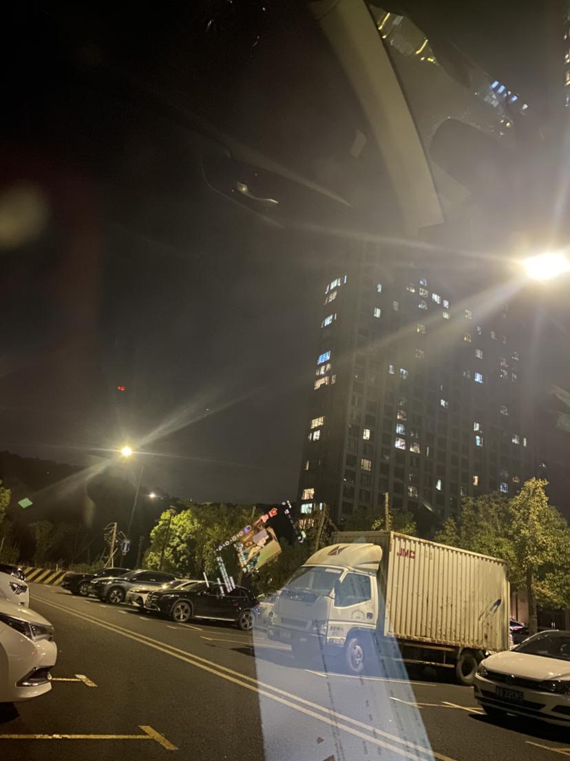 我的今日状态：💰期待暴富
我这里的天气：☀️晴天