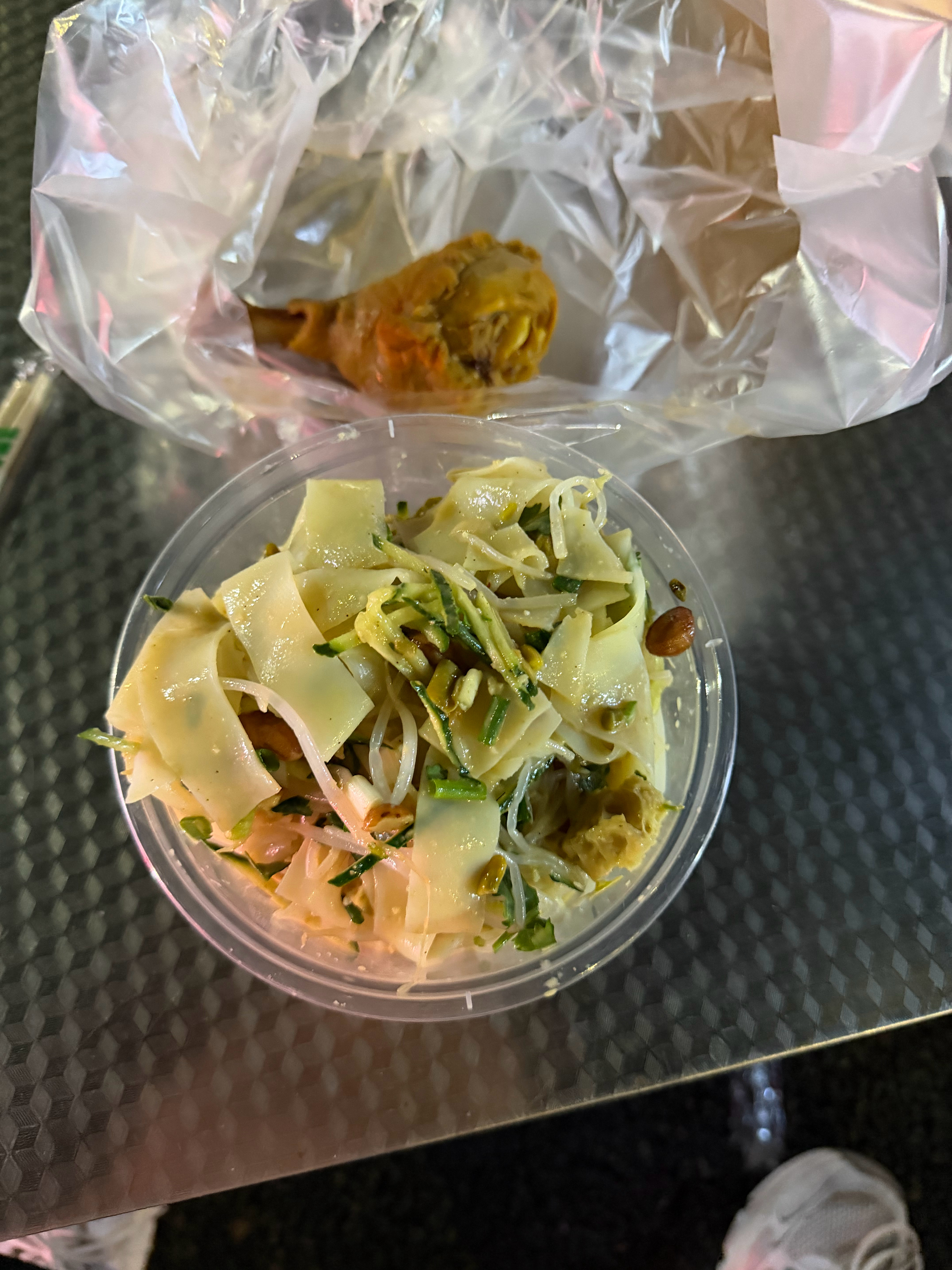 不要过度减肥，不然半夜会饿的睡不着 