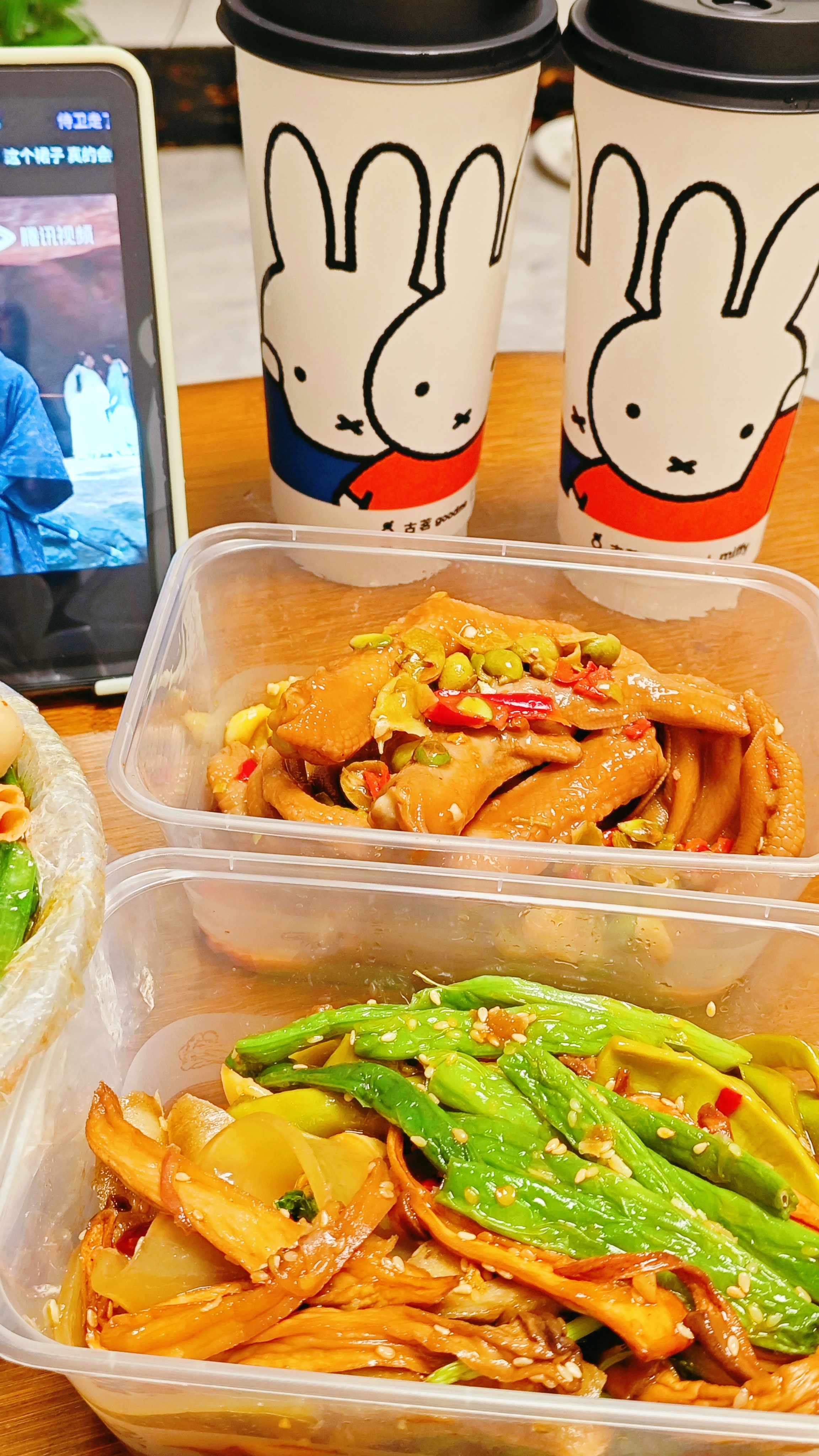 好饿好饿好饿好饿好饿好饿好饿好饿好饿好饿好饿好饿饕餮觅食回来了