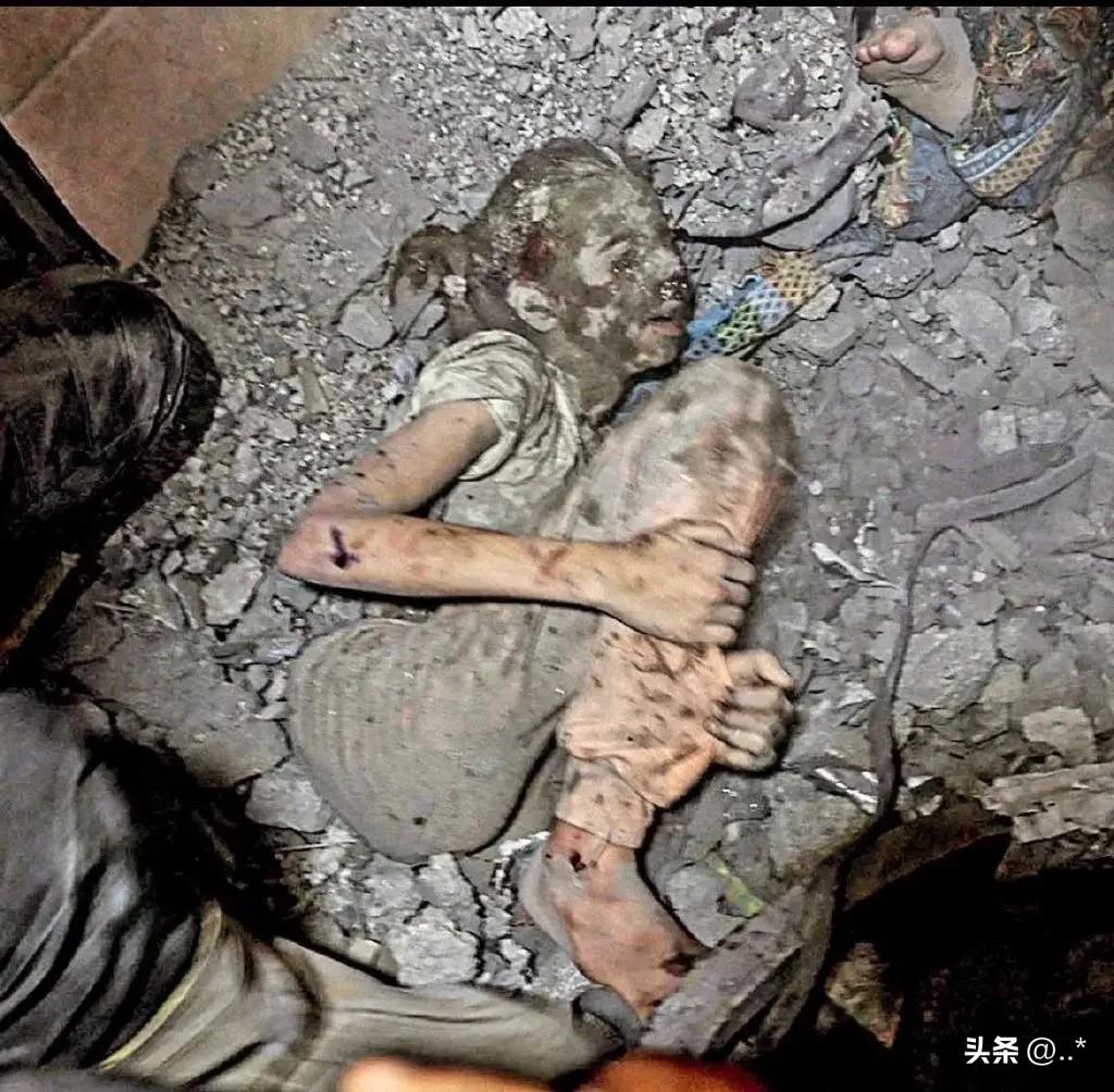 火光冲天！以色列全境拉响警报，战火已烧至家门口！

警报撕裂夜空，战火灼烧以色列