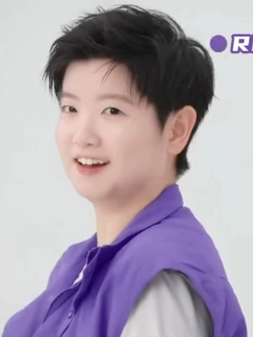 孙颖莎联合利华身体清洁代言人😀➡️😄 