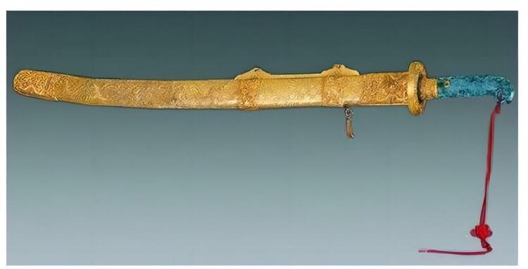 孙殿英盗乾隆墓获得的“九龙宝剑”，本想转送蒋介石，因戴笠所托非人，后来辗转到了川